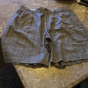 Men’s harold powell shorts, size 36
